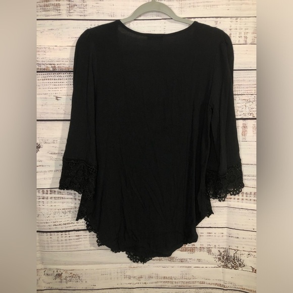 VENUS Black Bell Sleeve Blouse with Asymmetrical Hem - Picture 13 of 14
